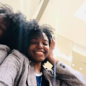 Meet your Posher, Kamilah